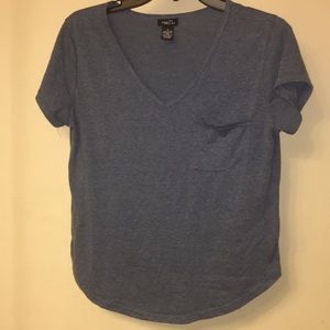 Rue 21 V-neck shirt